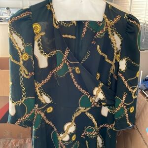 Donna Morgan size 8 Petite green chain pattern dress